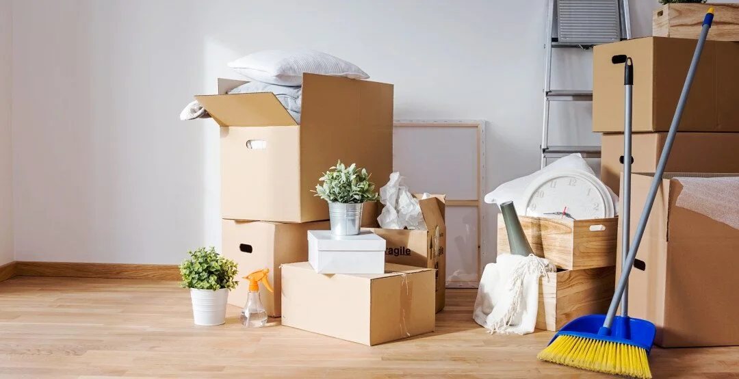 Move In/Out